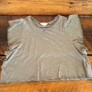 Altar’d State Medium Women's green Ruffled Sleeve crop Top